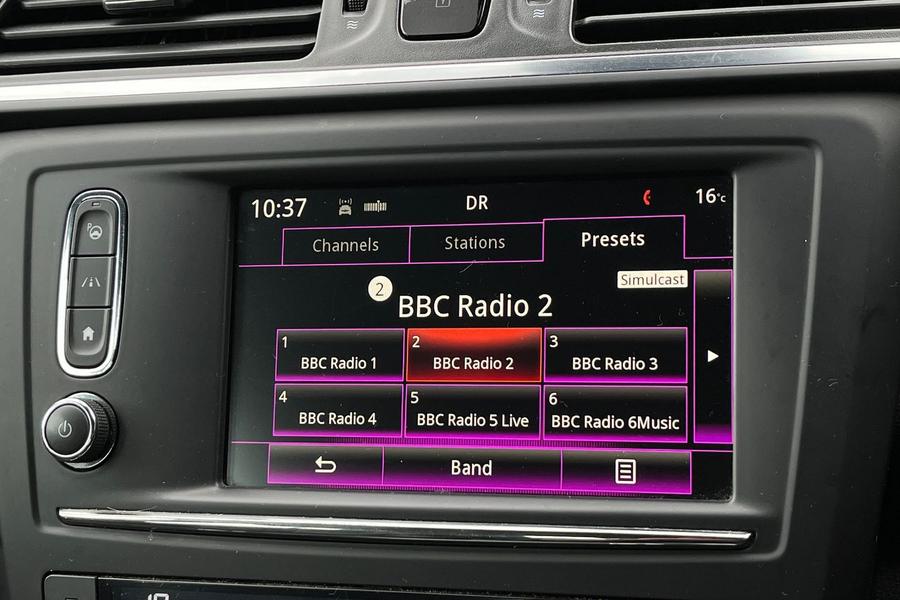 Renault Kadjar Photo autoimg-4bf8b95370954e8ed40ce40ba99fed53b59d5c7d.jpg