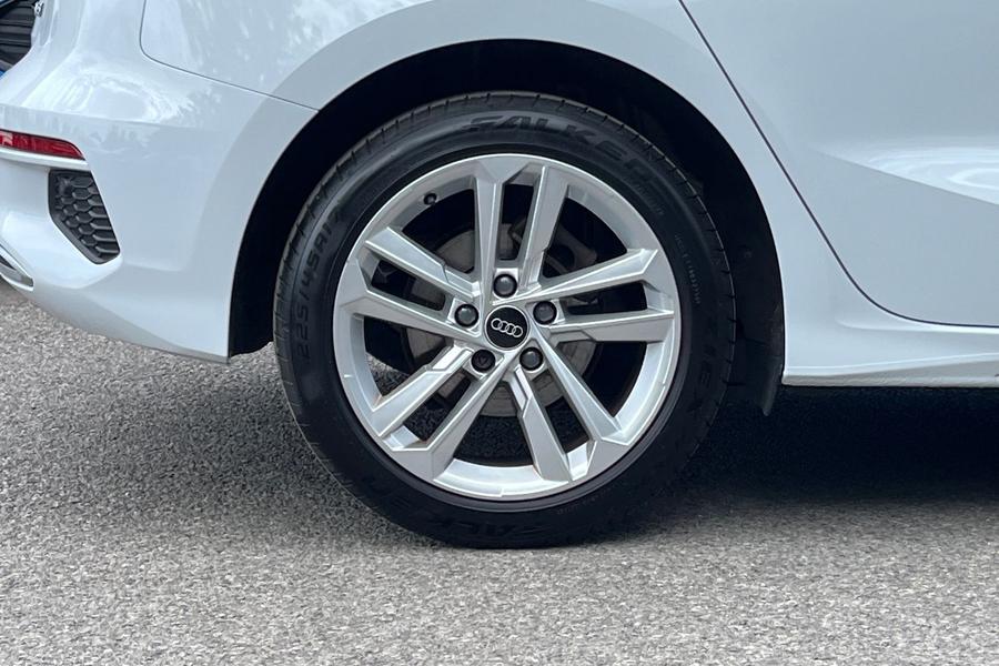Audi A3 Photo autoimg-4bf951d82b7bac3d9b9c8d53a0afce278a5da4b8.jpg
