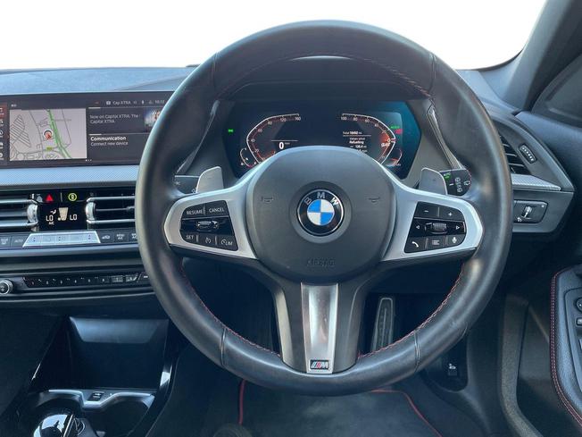BMW 1 Series Photo 11
