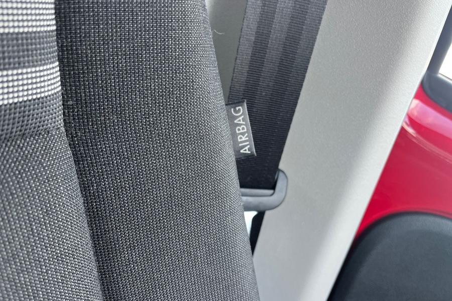 Volkswagen UP Photo autoimg-4bfb106a533dc81b80da1cf25ae83c6369e0d122.jpg