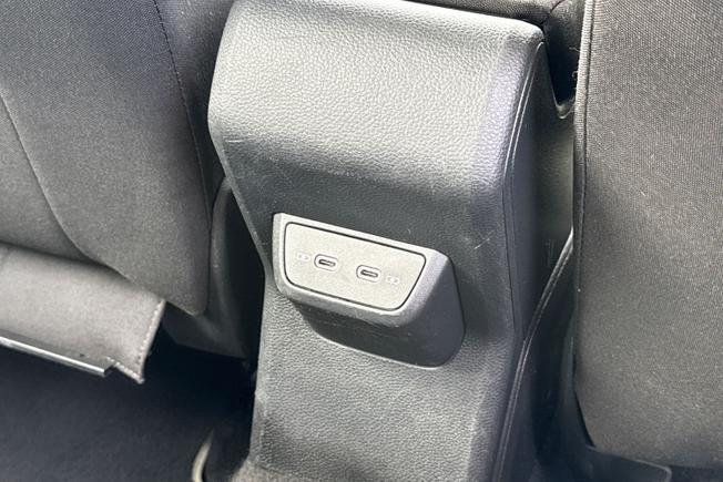 VOLKSWAGEN Polo Photo 46