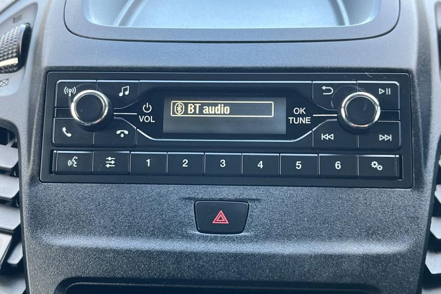Ford TRANSIT CONNECT Photo autoimg-4c033bd5b637cbd042f4ef1b3f8c3d108133f7fa.jpg