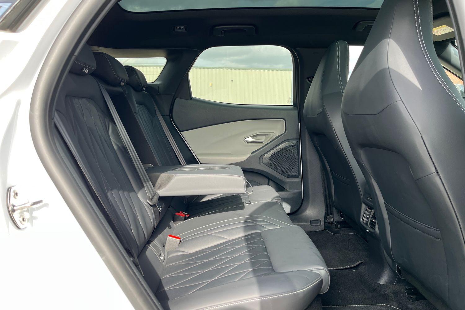 Ford Explorer Photo 27