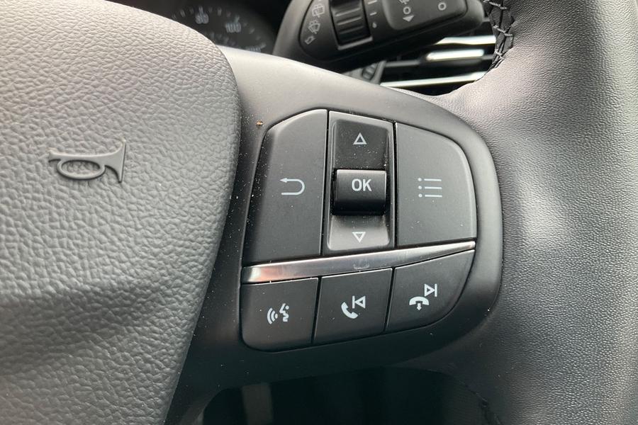 Ford Focus Photo autoimg-4c063d2a8679ebc28737e4494e2f178070fad75f.jpg