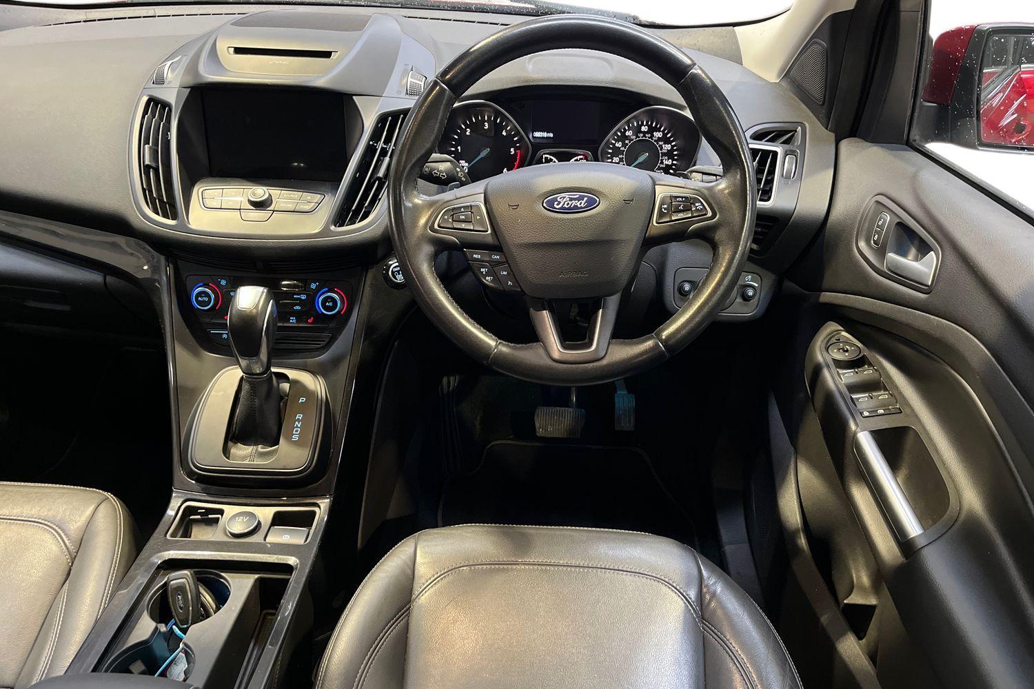 Ford KUGA Photo 10