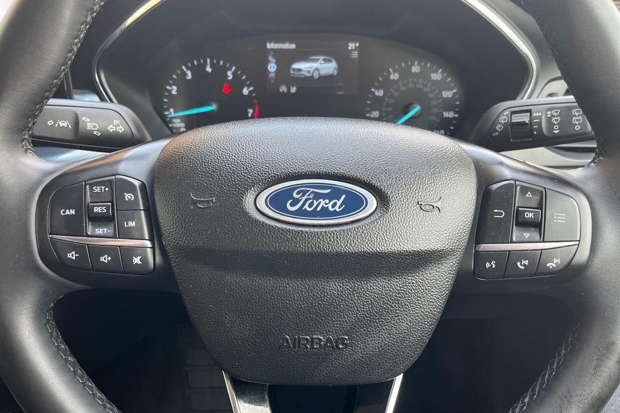 Ford FOCUS Photo autoimg-4c06ec70bf48adc7cc6acc910e9a97375b3a7e2c.jpg