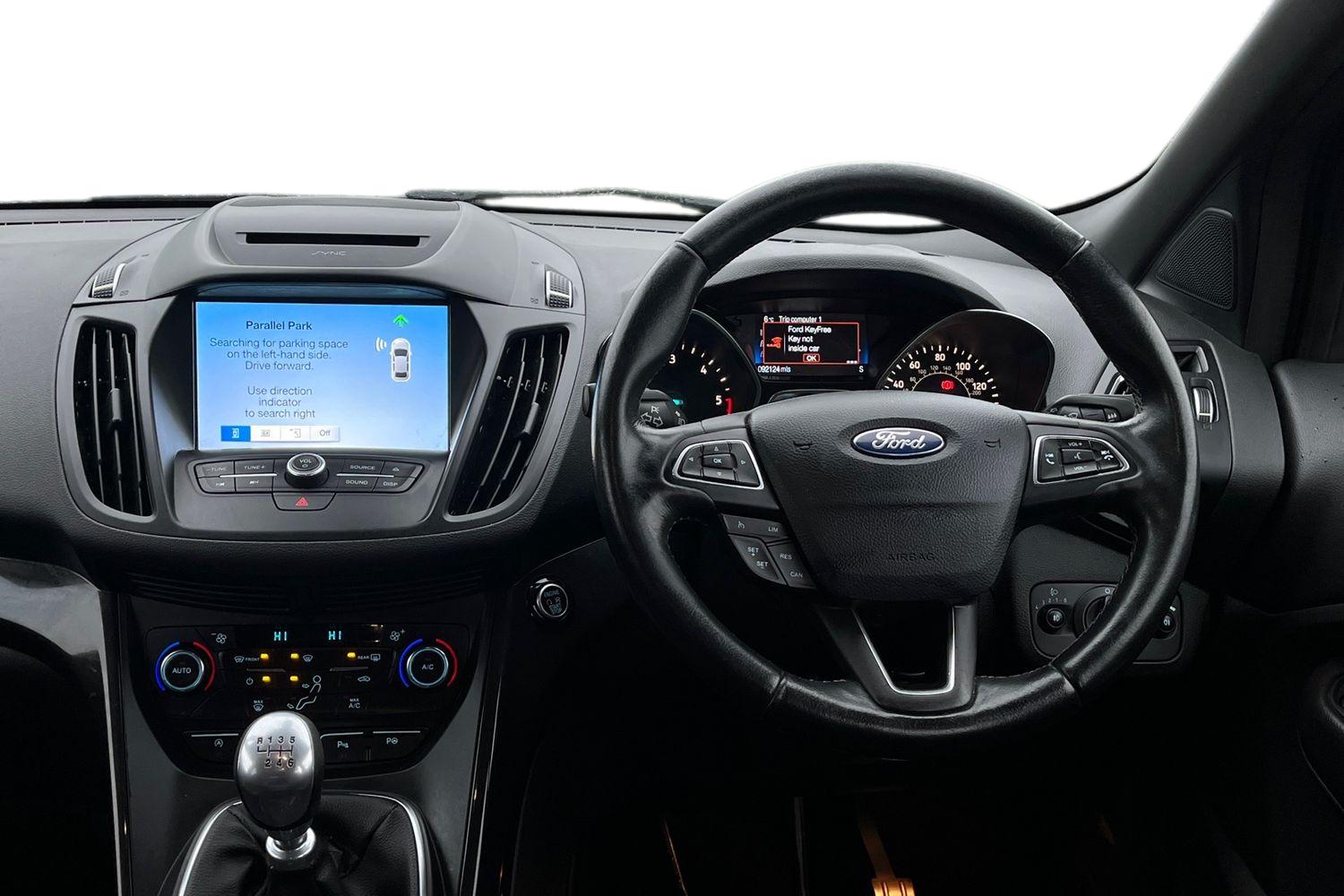 Ford KUGA Photo 10