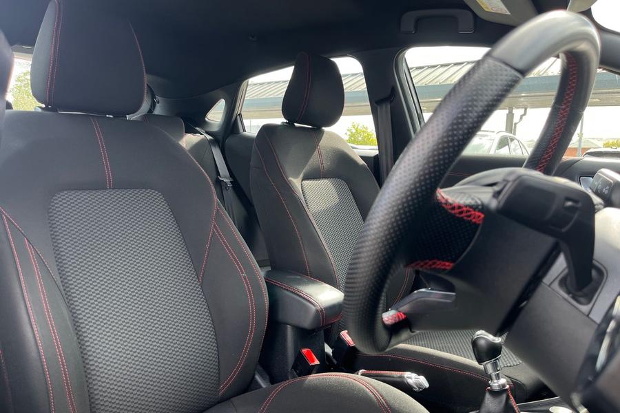 Ford PUMA Photo autoimg-4c086e0bc2015fa5885efae4d035d721ed22e73e.jpg