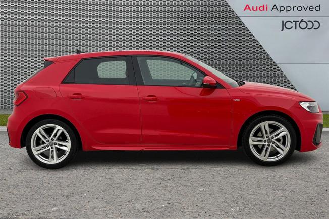 AUDI A1 Photo 4