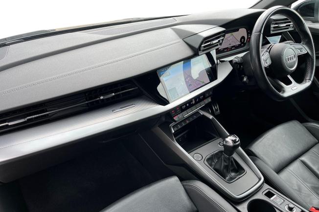 AUDI A3 Photo 2