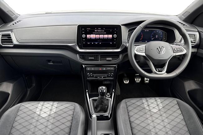 VOLKSWAGEN T-Cross Photo 10
