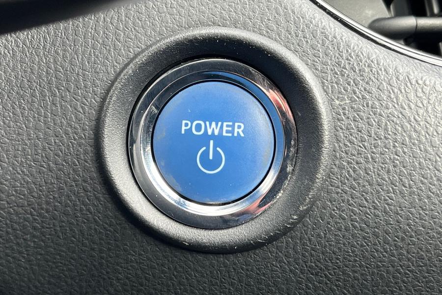 Toyota C-HR Photo autoimg-4c10c3125e1ce52b5b9733ef07075a90ff3f6484.jpg