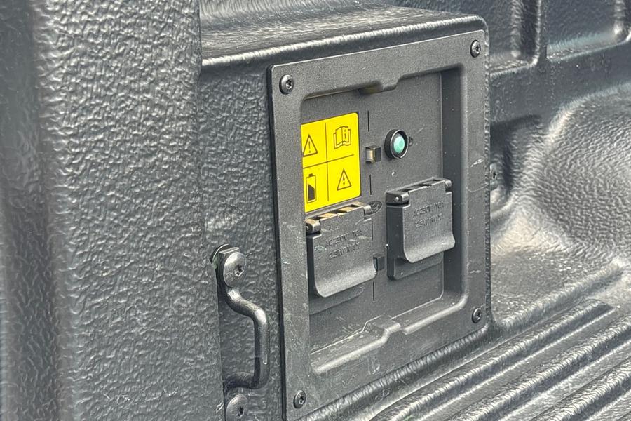 Ford RANGER Photo autoimg-4c18b056d8acc5dcbfef0e4bbb2da394693fa9e3.jpg