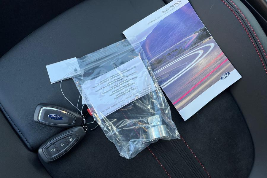 Ford KUGA Photo autoimg-4c1c68bf94014fa3ce51bac4666596f066092965.jpg
