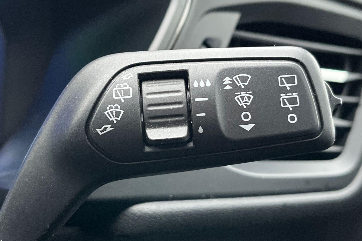 Ford KUGA Photo 14