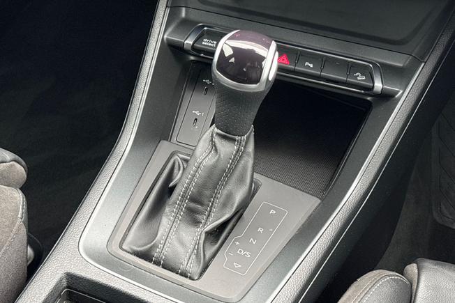 Audi Q3 Photo 39