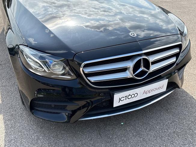 MERCEDES-BENZ E Class Photo 31