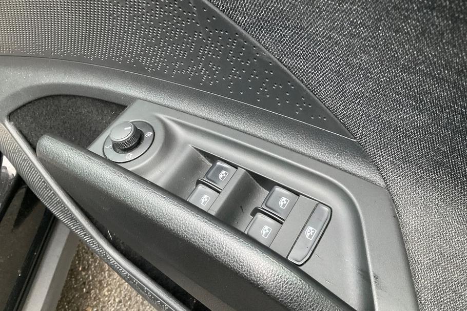 Used Skoda ELROQ UXZ6950 16