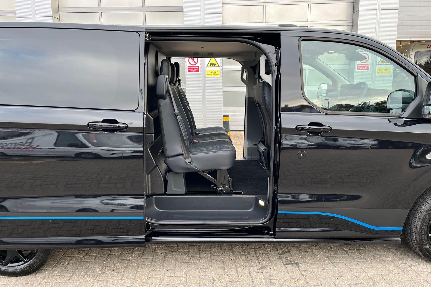 Ford TRANSIT CUSTOM Photo 20
