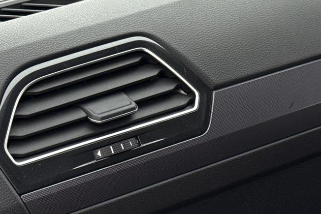 VOLKSWAGEN Tiguan Photo 43