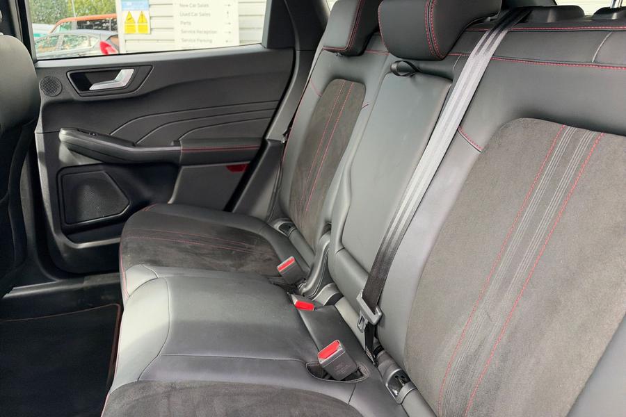 Ford KUGA Photo autoimg-4c3835c79653be17a3acddfc622260aa1ad70be0.jpg