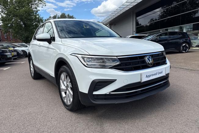 VOLKSWAGEN Tiguan Photo 21