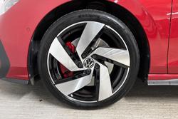 VOLKSWAGEN Golf Photo 5