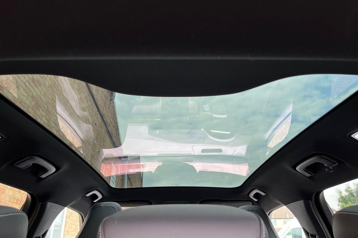 Ford Explorer Photo 23