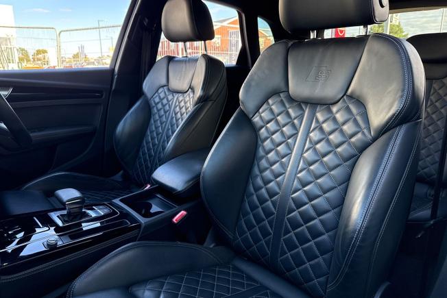 AUDI Q5 Photo 21