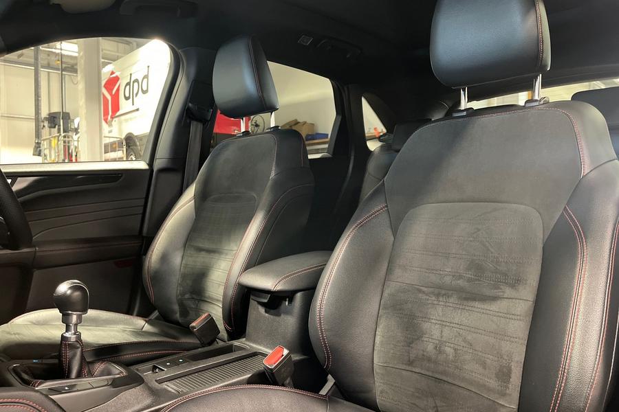 Ford KUGA Photo autoimg-4c5b830174d088ce8ab8c0bb0cdfb480ffab5b19.jpg