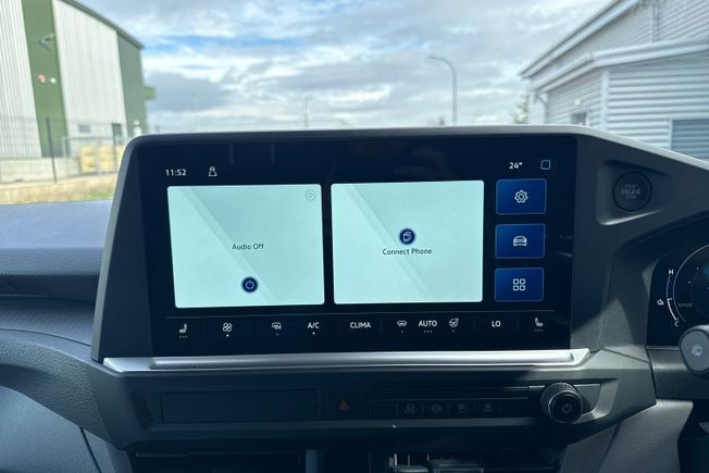 VOLKSWAGEN Transporter Photo 14