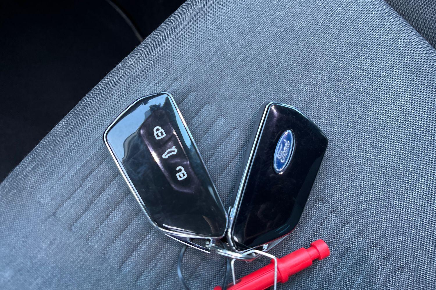 Ford TOURNEO CONNECT Photo 21