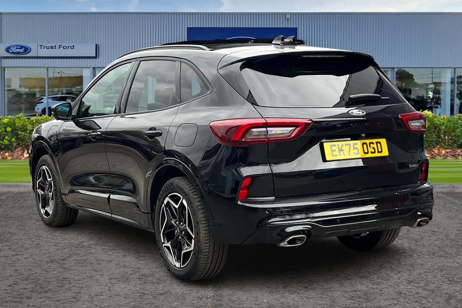 Ford Kuga Photo 1