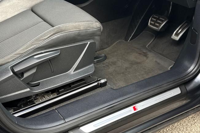 AUDI Q3 Photo 33