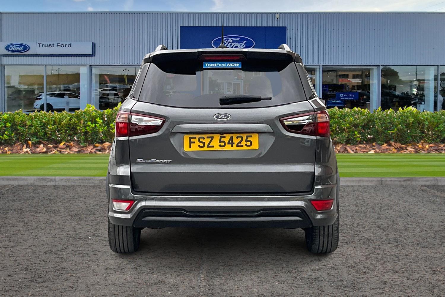 Ford ECOSPORT Photo 6