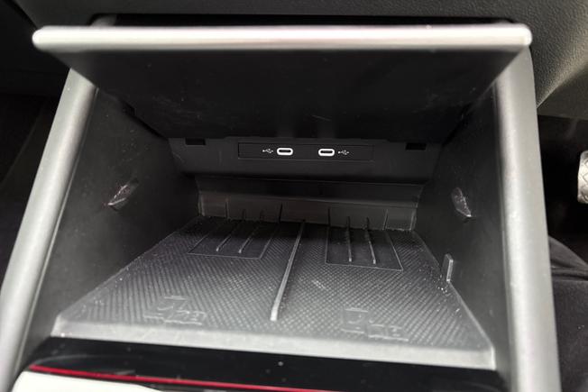 VOLKSWAGEN Tiguan Photo 22