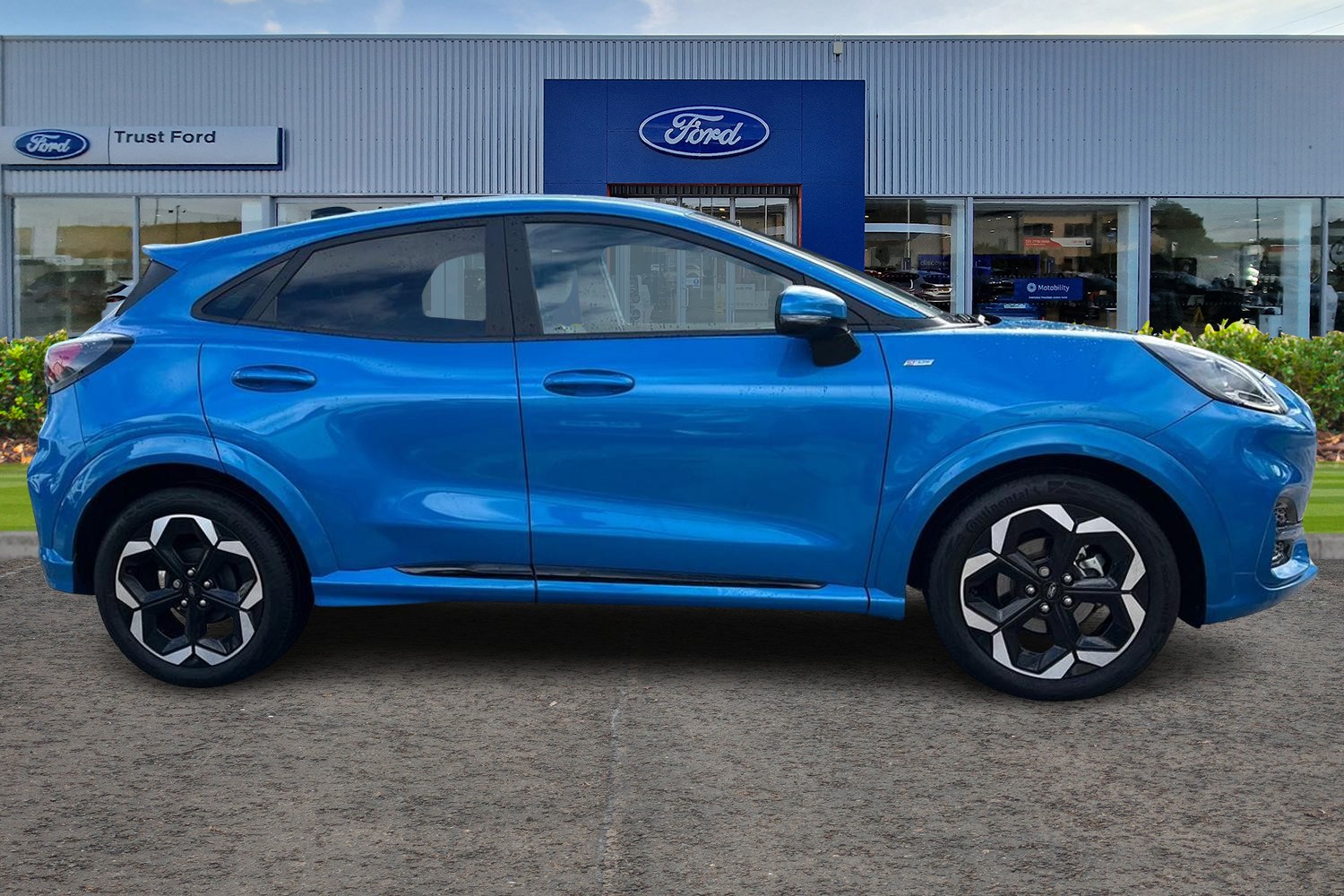 Ford PUMA Photo 2
