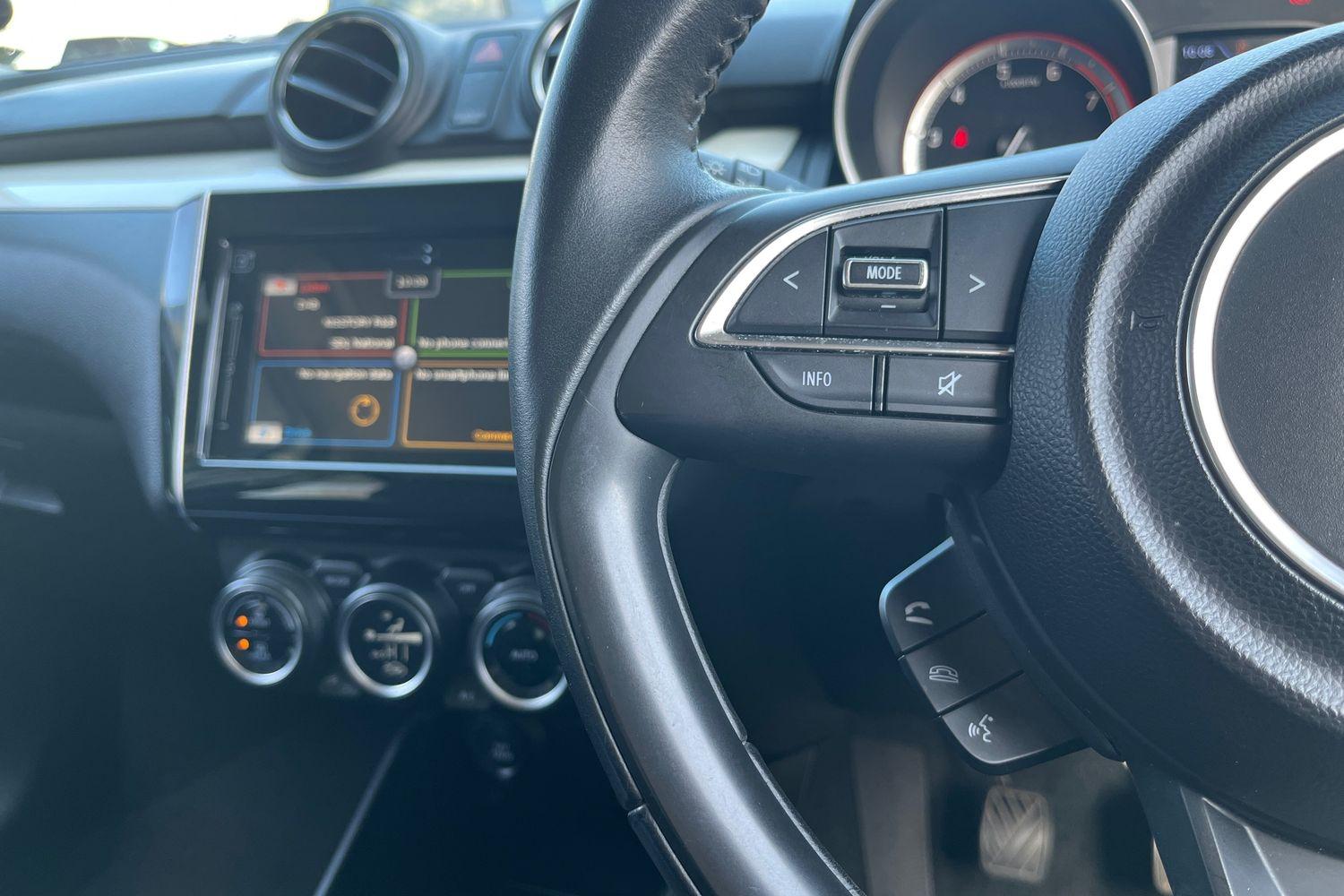 Suzuki SWIFT Photo 34