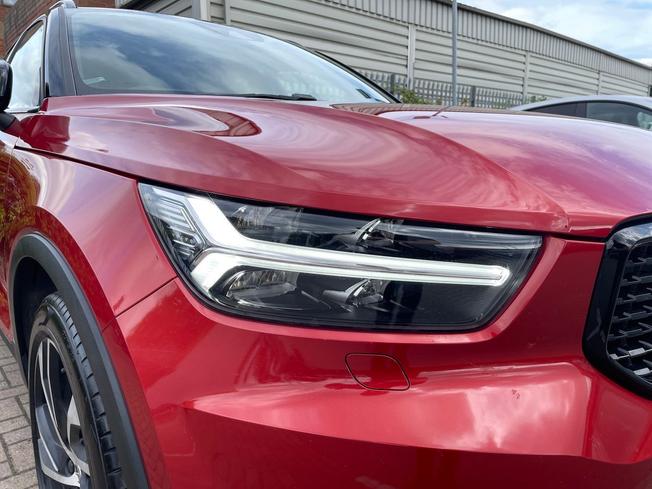 VOLVO XC40 Photo 19