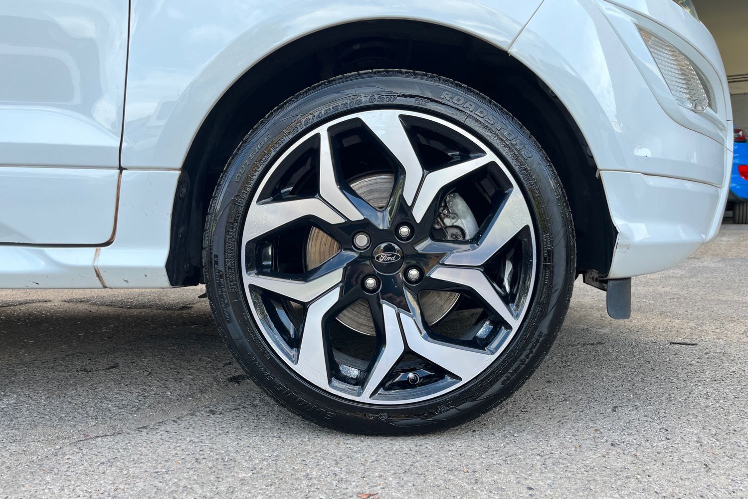 Ford ECOSPORT Photo 7
