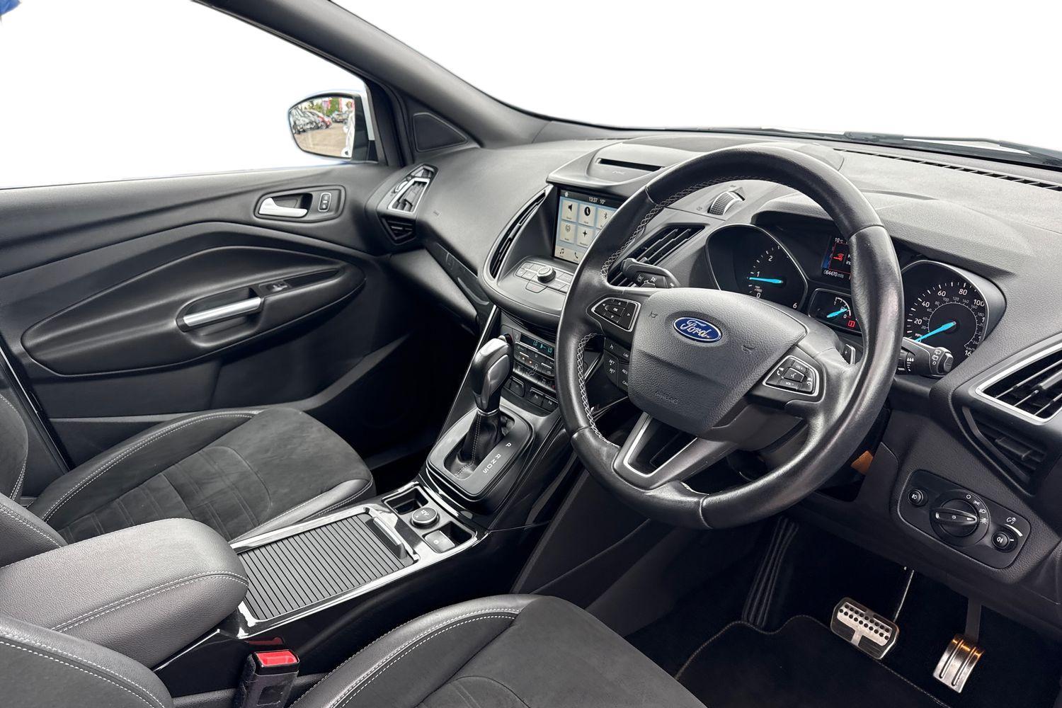 Ford KUGA Photo 8