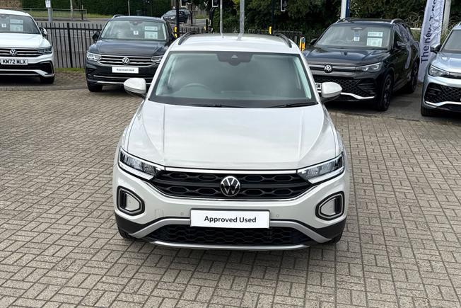 VOLKSWAGEN T-Roc Photo 30