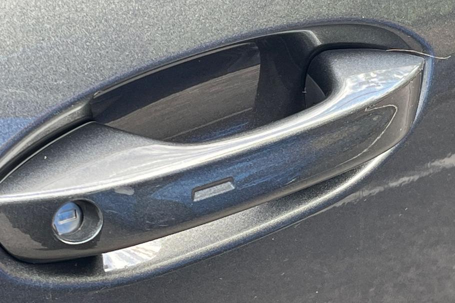 Used Ford Explorer 33