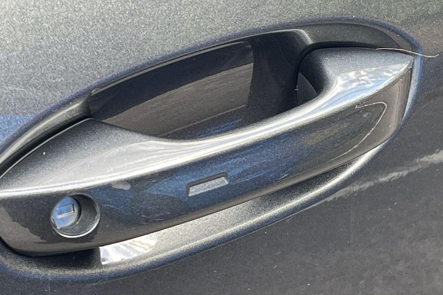 Ford Explorer Photo autoimg-4c8187cda9423f204c7df189a9a2831b8ecb00e7.jpg