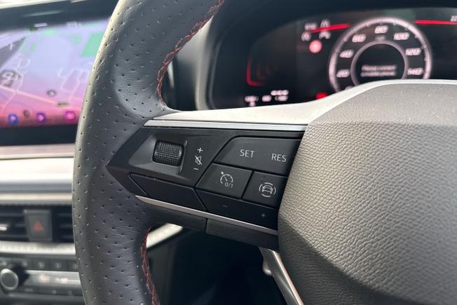 SEAT Arona Photo 16