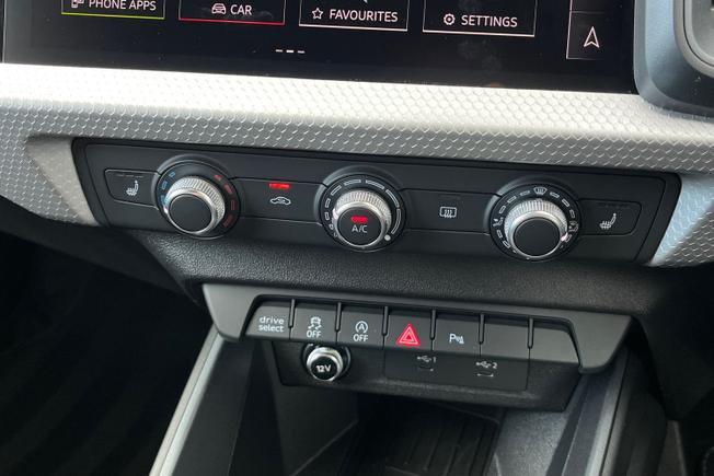 AUDI A1 Photo 42