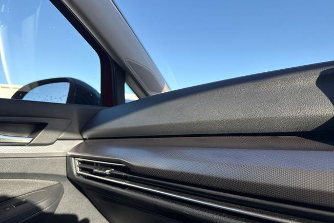 VOLKSWAGEN Golf Photo 30