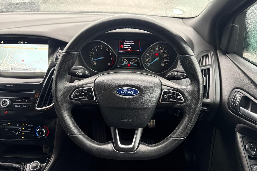 Ford Focus Photo autoimg-4c8a5a025412c64c4f9ef4ddba7095272dee9c85.jpg