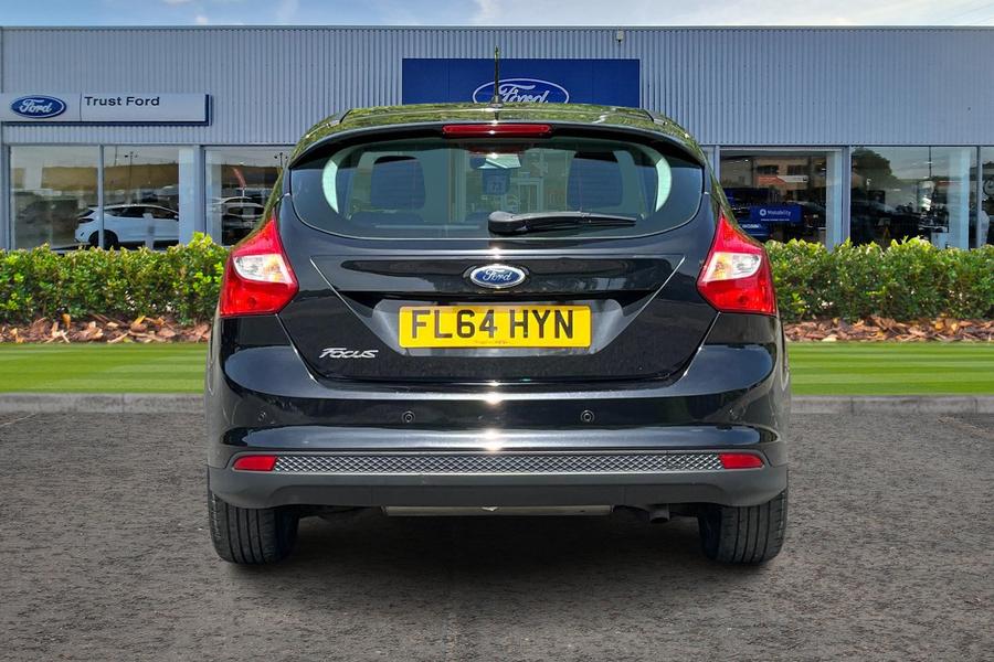 Ford FOCUS Photo autoimg-4c8ac45f6c74d935bdd8bf781fa0f55362dc5eac.jpg