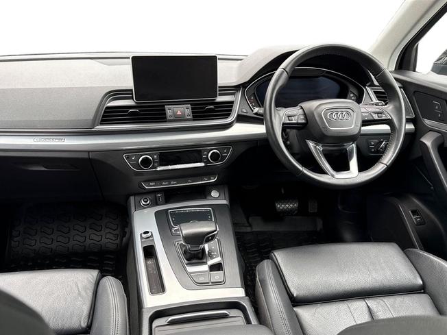 AUDI Q5 Photo 11